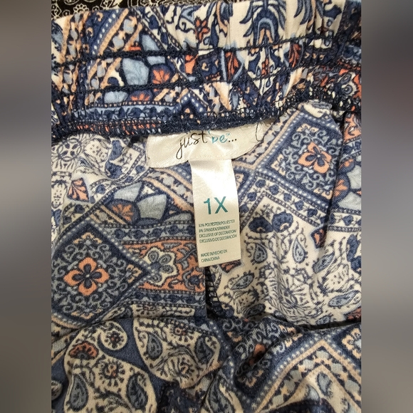 Shorts - Picture 4 of 4